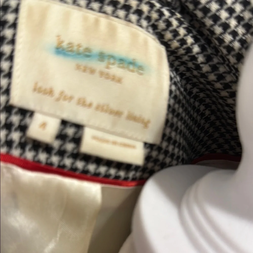 Kate Spade - Black and White Blazer with Houndstooth Pattern and 3Q sleeve